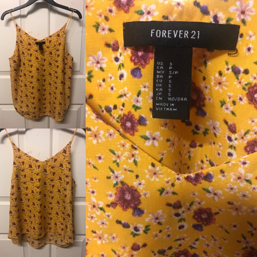 Forever 21 Ditsy Floral Top.